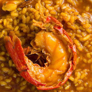 Riz de homard avec seiche