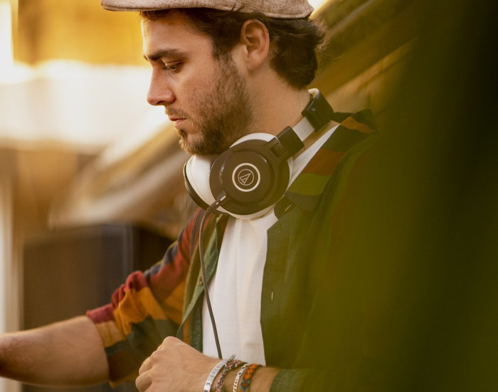 Nuits de DJ à Javea: Où la Musique Rencontre la Méditerranée